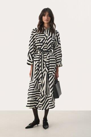 Robe-chemise 'Binti' Part Two en noir