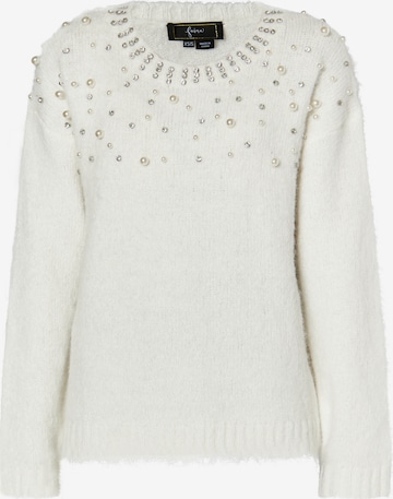 faina Sweater in White: front