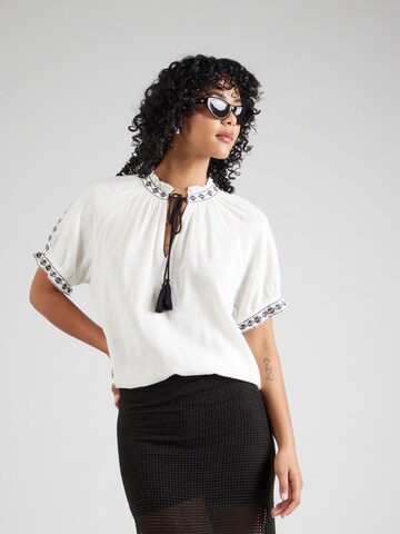 VILA Blouse 'VISUKI' in White: front