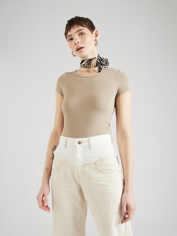 AÉROPOSTALE T-shirtbody i beige: framsida