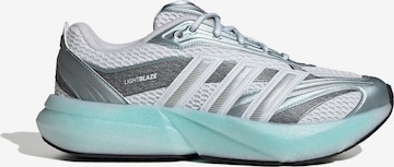 ADIDAS SPORTSWEAR Низкие кроссовки 'Lightblaze' в Белый: спереди