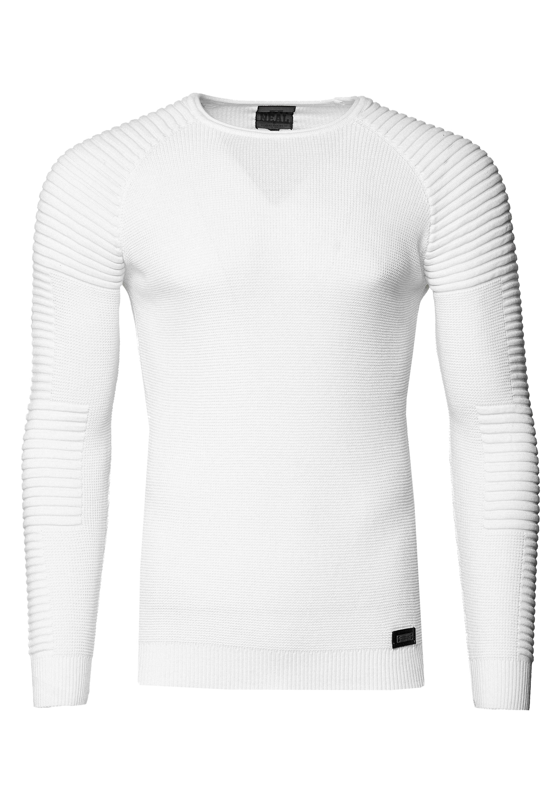 Rusty Neal Trui in Wit: voorkant