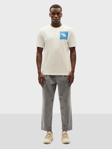 Thinking MU Regular fit T-shirt 'Zach' i vit: framsida