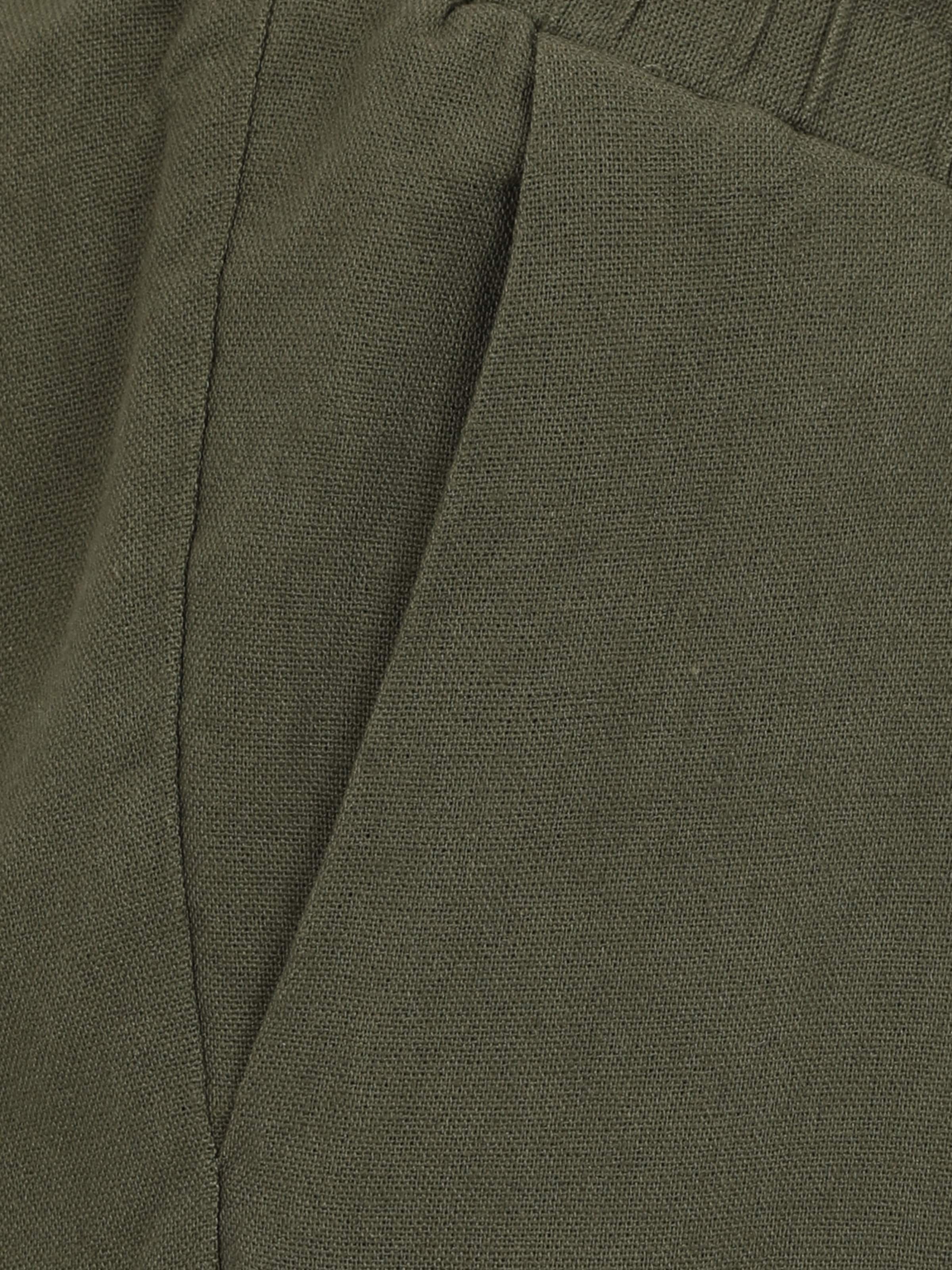 Vero Moda Maternity Voľný strih Plisované nohavice 'VMMJesmilo' - Zelená