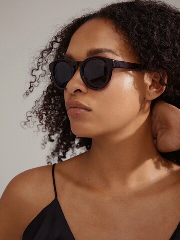 Pilgrim Sunglasses 'JANICA' in Brown