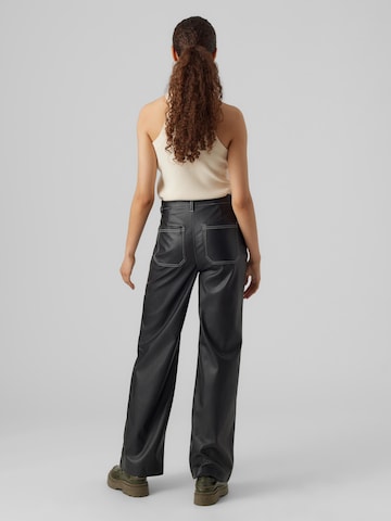 Wide Leg Pantalon 'Daisy' VERO MODA en noir