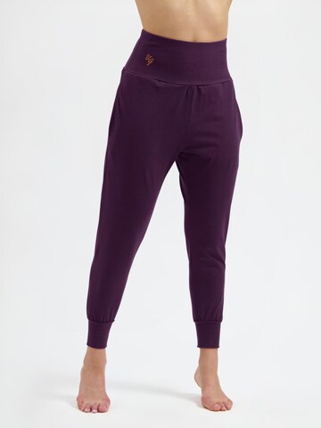 Urban Goddess Yoga & Activewear Tapered Workout Pants 'Bhumi Yoga & Pilates Pants' in Purple: front