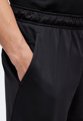 NIKEregular Sportske hlače 'Flex' - crna boja