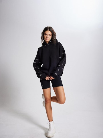 HOLLY LOLLY Sweatshirt in Zwart: voorkant