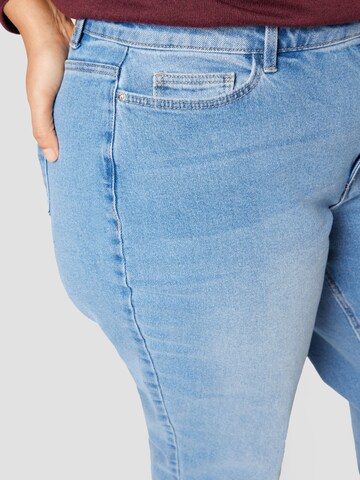 Vero Moda Curve Regular Jeans 'VIBA' in Blauw