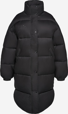 ABOUT YOU x VIAM Studio Зимняя куртка в Черный: спереди