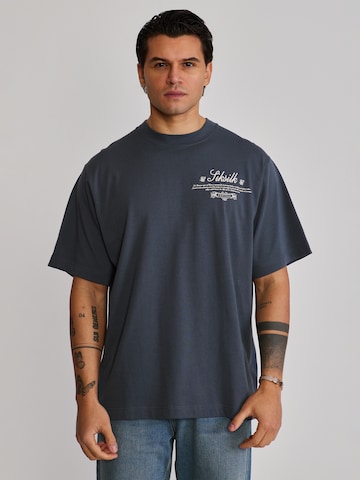 SikSilk Shirt in Grey: front