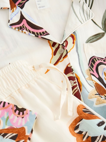 Next Pyjama in Beige