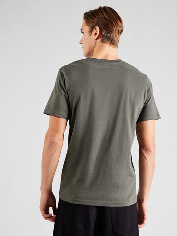 R.D.D. ROYAL DENIM DIVISION Bluser & t-shirts i grøn