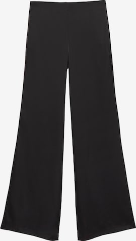 Pull&Bear Loosefit Housut värissä musta: etupuoli