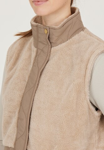 Weather Report Sports Vest 'Hollie' in Brown