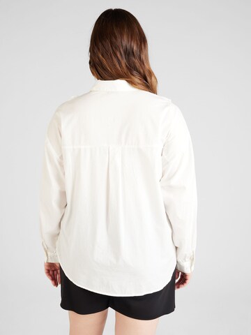 Vero Moda Curve - Blusa 'Beate' en blanco