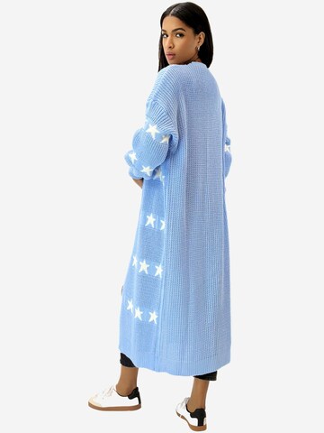 Elara Strickmantel in Blau