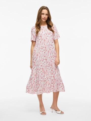 Robe VILA en blanc : devant