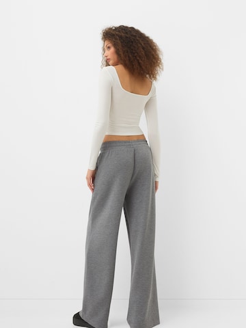 Bershka Wide leg Trousers in Grey