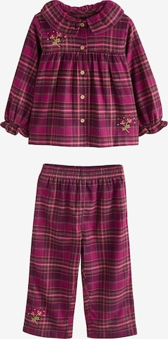 Next - Pijama en lila: frente