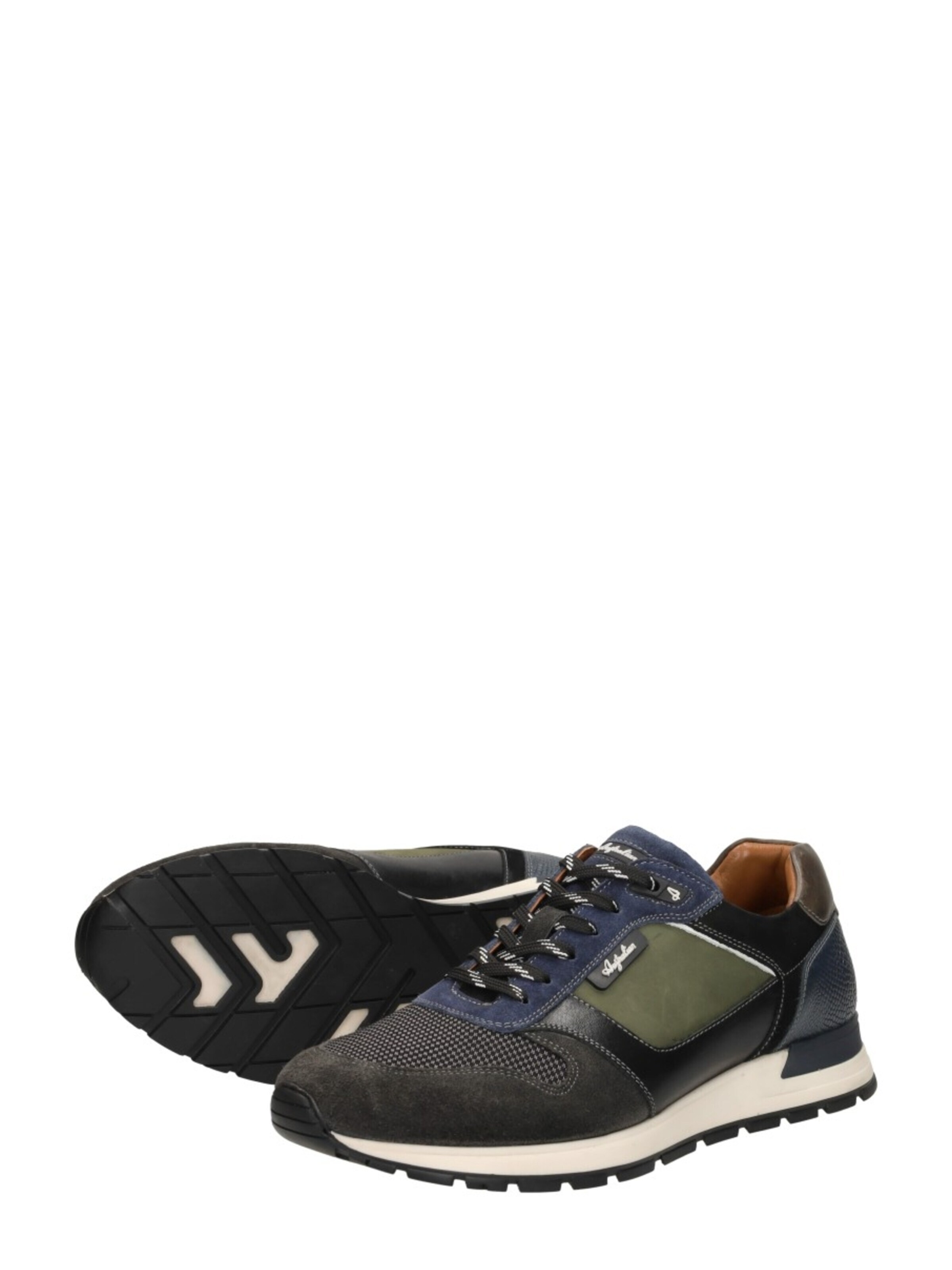 Australian Platform trainers 'Glastonburry' in Grey