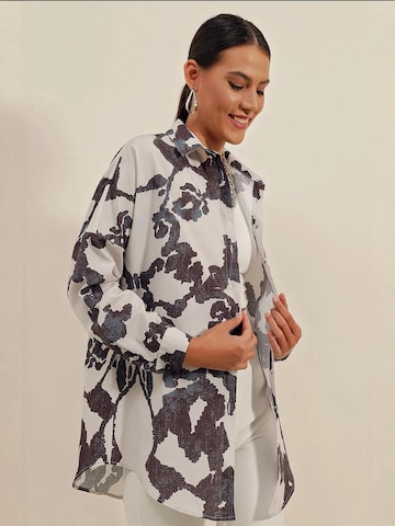 Bigdart - Blusa em branco