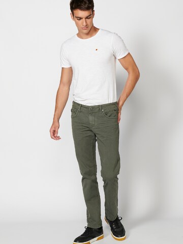 KOROSHI Regular Jeans in Green