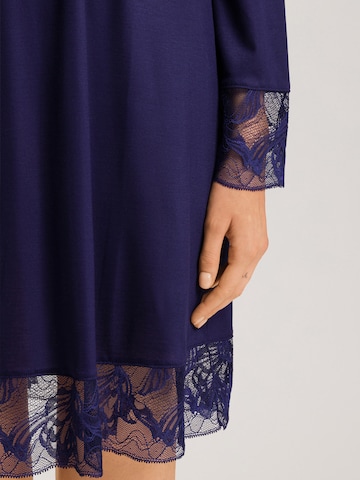 Hanro Nachthemd 'Eva' in Blau