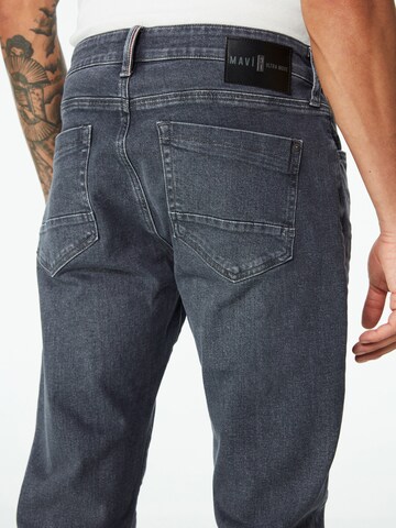 Mavi Regular Jeans in Grau