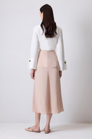 Touche Prive Skirt in Beige