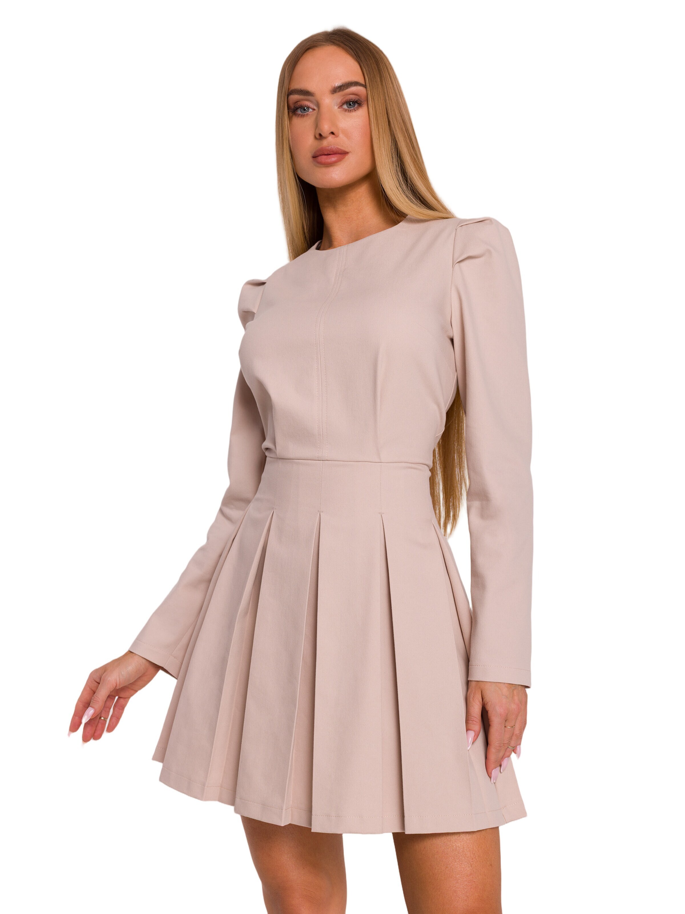 Rochie de la made of emotion pe bej