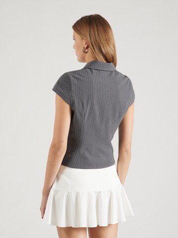 WEEKDAY Blouse 'Dani' in Grijs