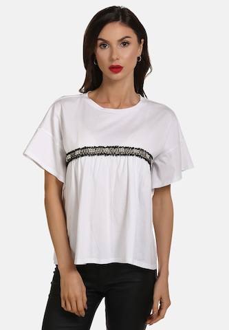 faina Shirt in White: front