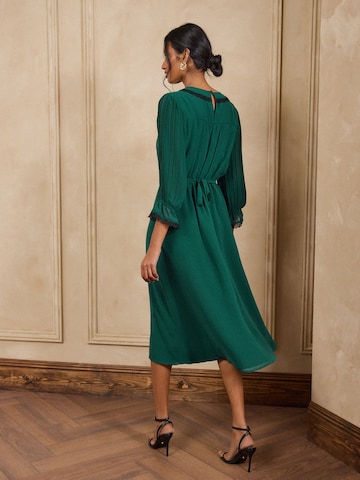 love & roses - Vestidos camiseiros em verde