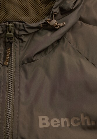 Veste mi-saison 'Bench x Superdry & Co' Superdry & Co en vert
