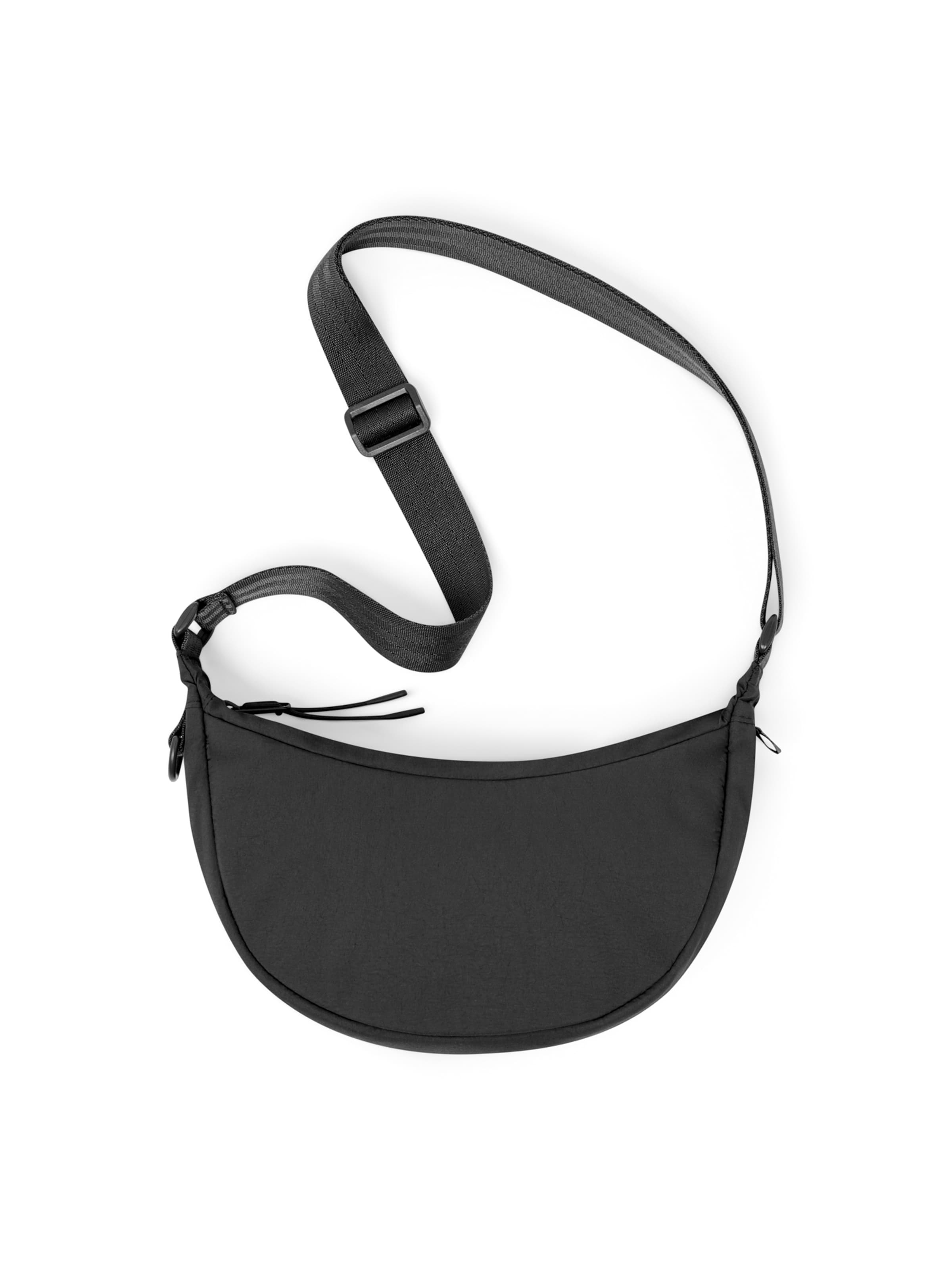 Johnny Urban Half Moon Bag 'Kaia Small' in Schwarz