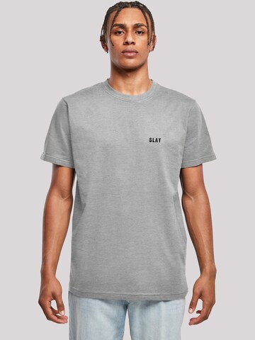 F4NT4STIC Shirt 'Slay' in Grijs: voorkant