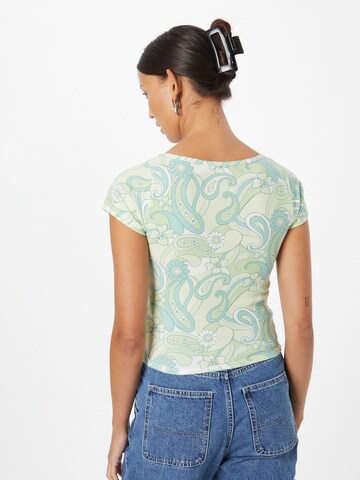 Tricou de la HOLLISTER pe verde