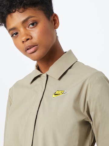 Tuta jumpsuit di Nike Sportswear in beige