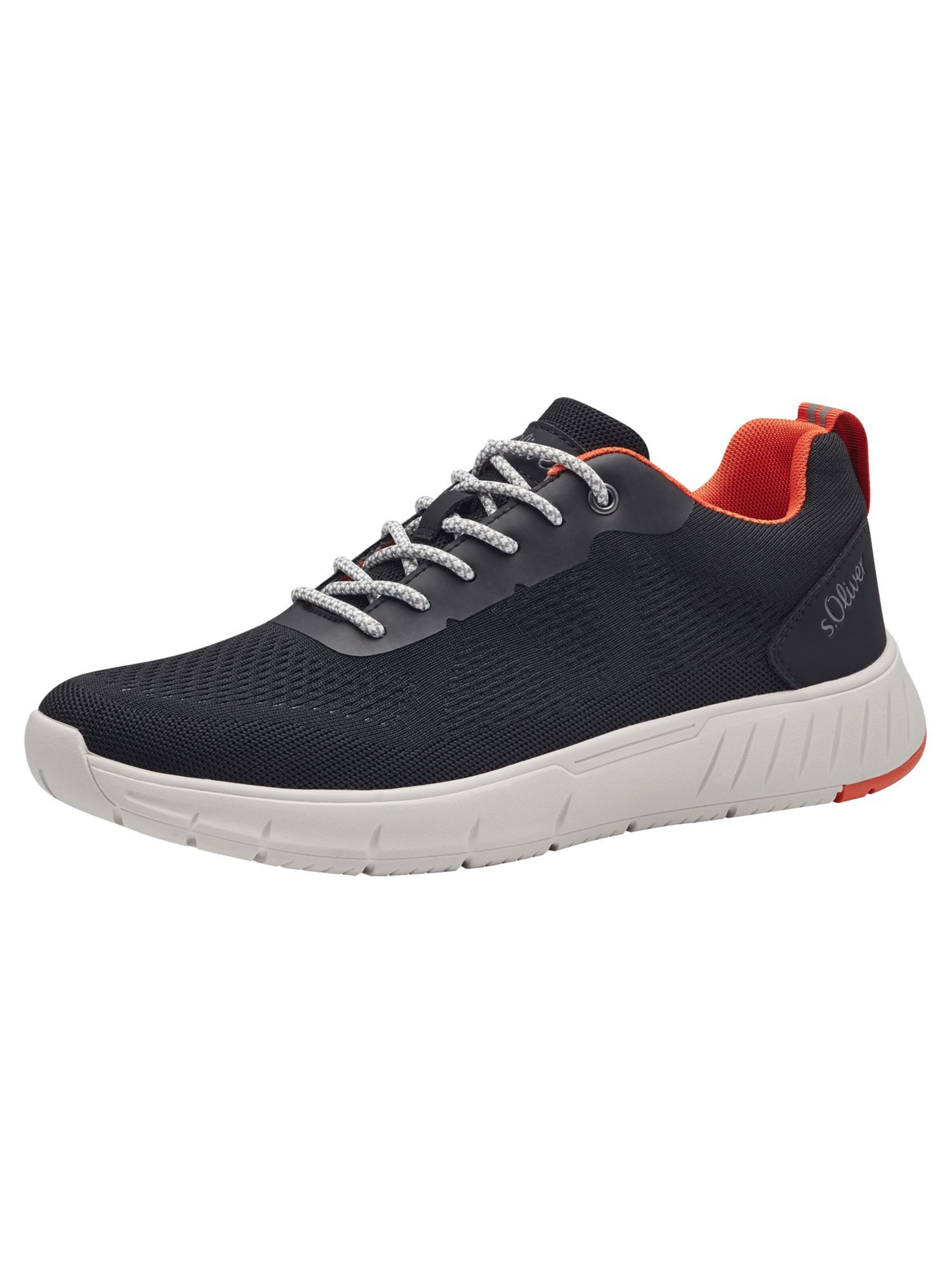 s.Oliver Sneakers laag in Zwart: voorkant
