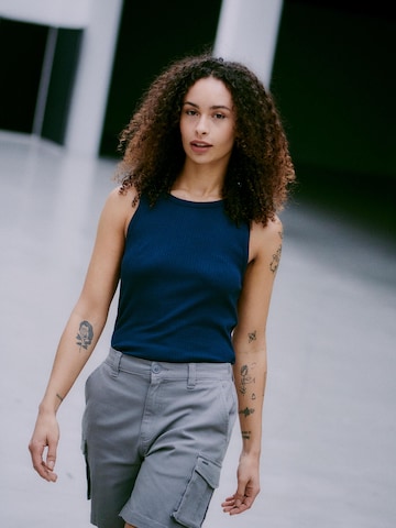 Oxmo - Regular Calças cargo 'OXKvinne' em cinzento