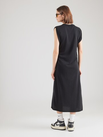 Nike Sportswear Obleka 'CHLL' | črna barva