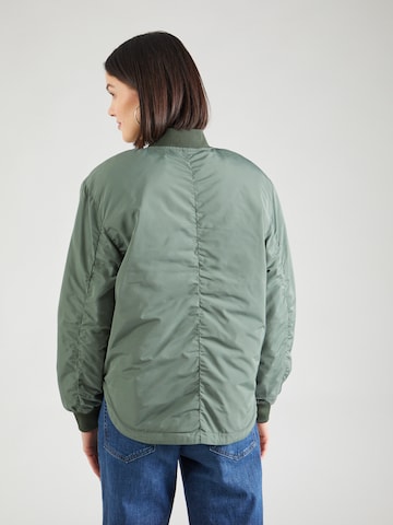QS Between-season jacket in Green