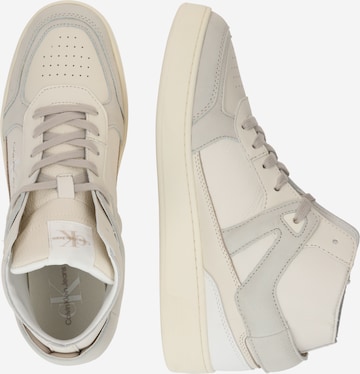 Sneaker alta 'Basket' di Calvin Klein Jeans in bianco