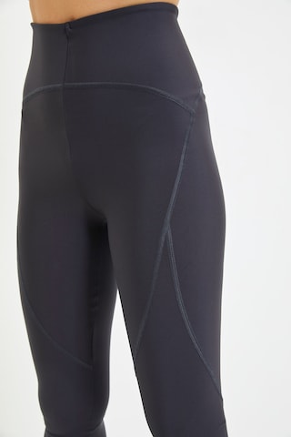 Skinny Leggings Trendyol en gris
