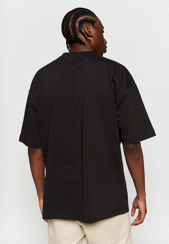 Multiply Apparel - Camisa em preto