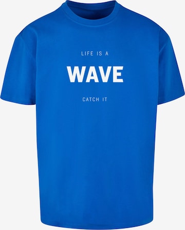 Merchcode T-Shirt 'Summer - Life Is A Wave' in Blau: predná strana