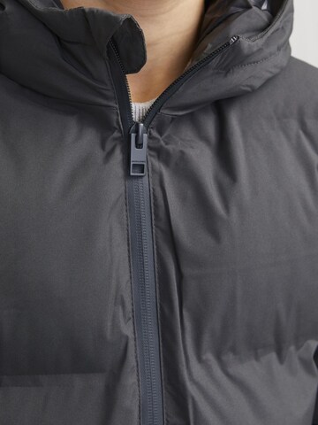 Jack & Jones Junior Vinterjakke i grå