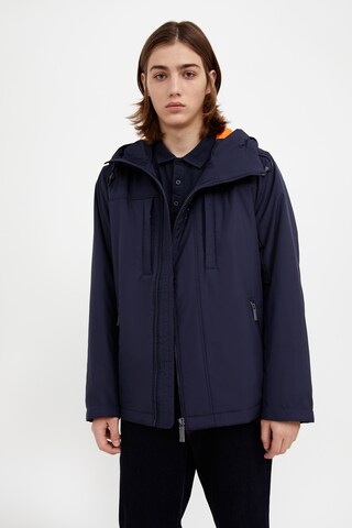 Finn Flare Jacke in Blau: Vorderseite